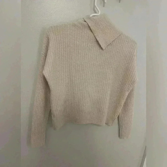 LILLA P
Easy Split Collar Sweater, Salt - Picture 11 of 11